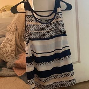 H & M dress shirt size 10